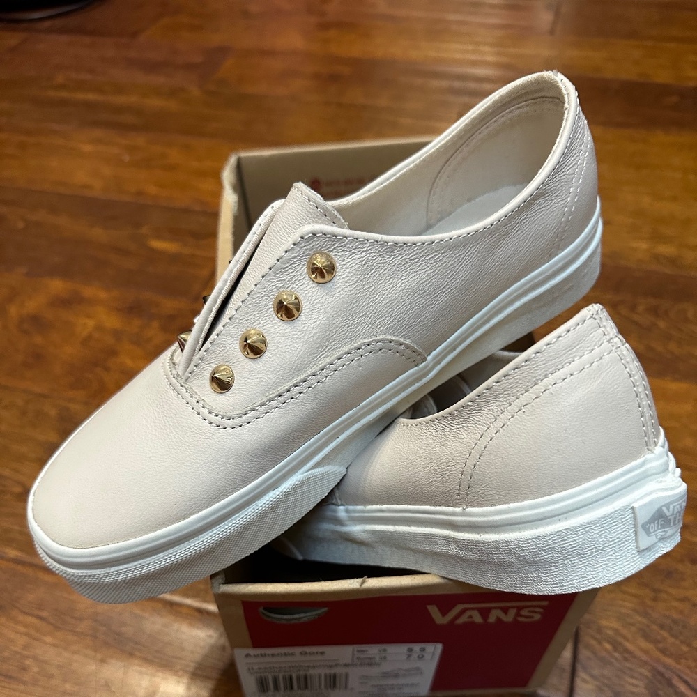 VANS Authentic Gore - Leather - Stud [NIB]